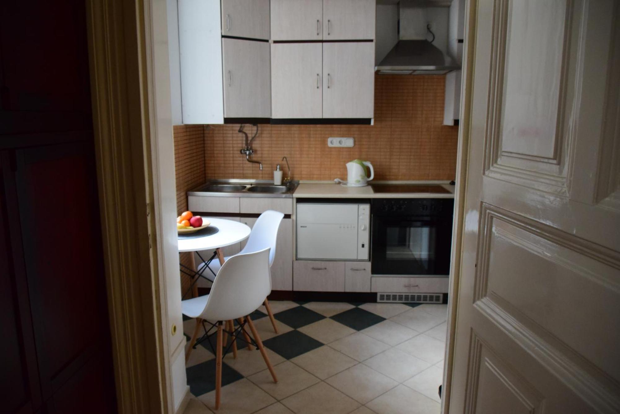Hi!5 Spacious Apartment Budapest Palotanegyed Екстериор снимка